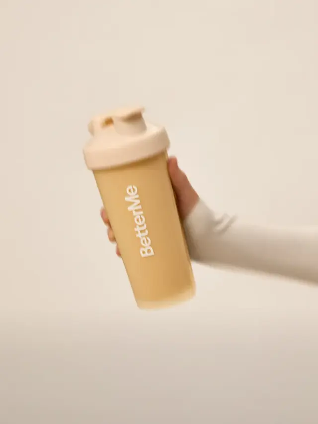 Shake or blend until
well mixed and
smooth